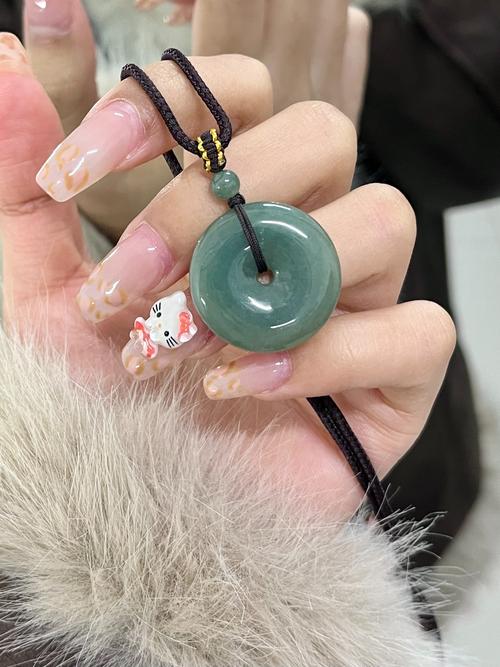 戴什么项链好