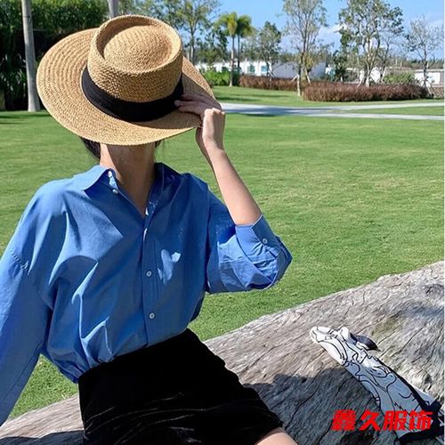 秋款深蓝色上衣怎么搭配
