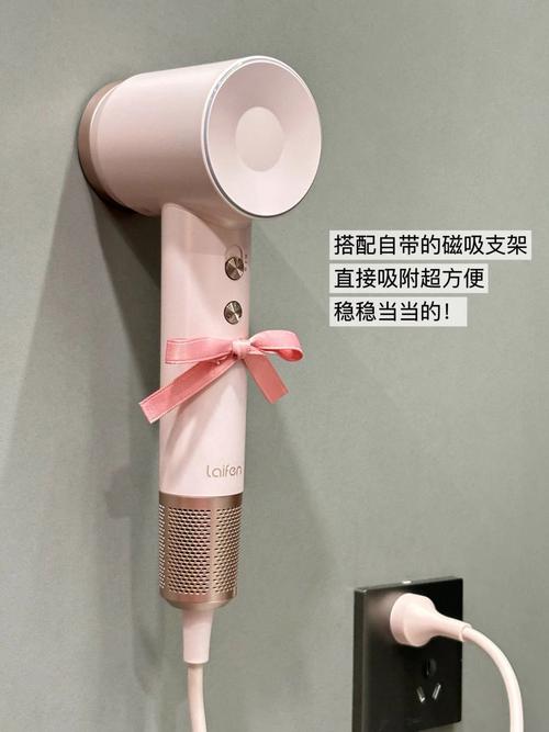 旋转洗面奶怎么打开