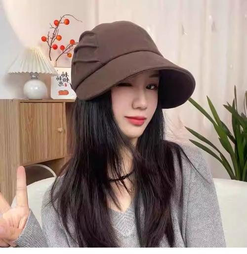 什么脸型带帽子好看