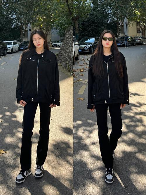 黑色短夹克怎么搭配女