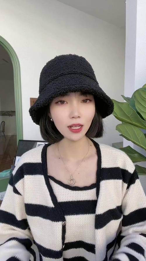 什么脸型适合戴帽子