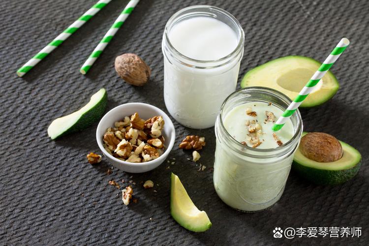 酸奶泡什么减肥法