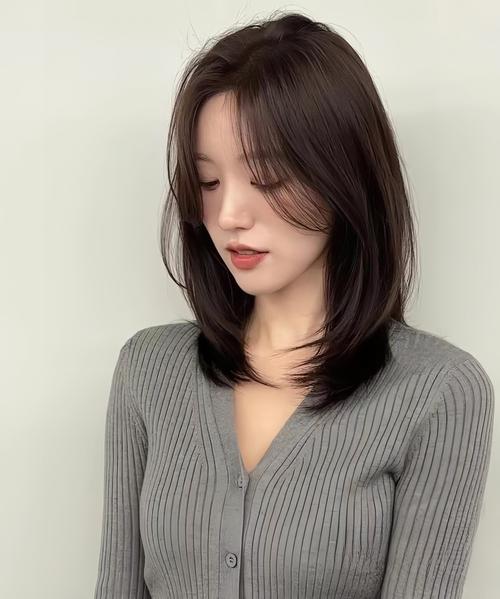 大众脸适合什么发型