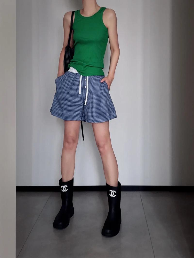 夏天短靴子怎么搭配衣服图片大全