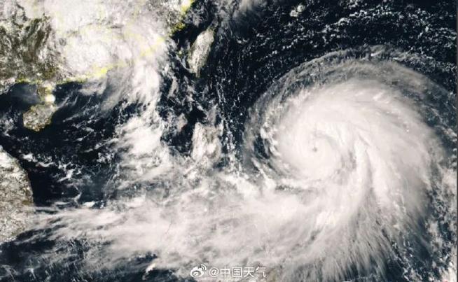 台风“桦加沙”强度已达17级以上
