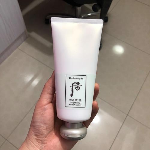后白色洗面奶怎么样