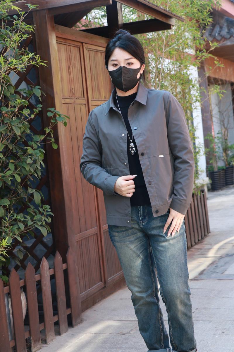 中款男士棉袄怎么搭配什么裤子