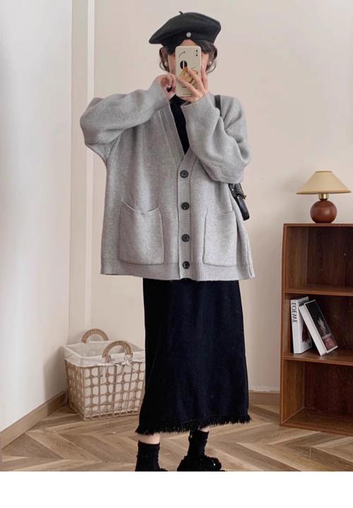 女羊绒休闲外套怎么搭配