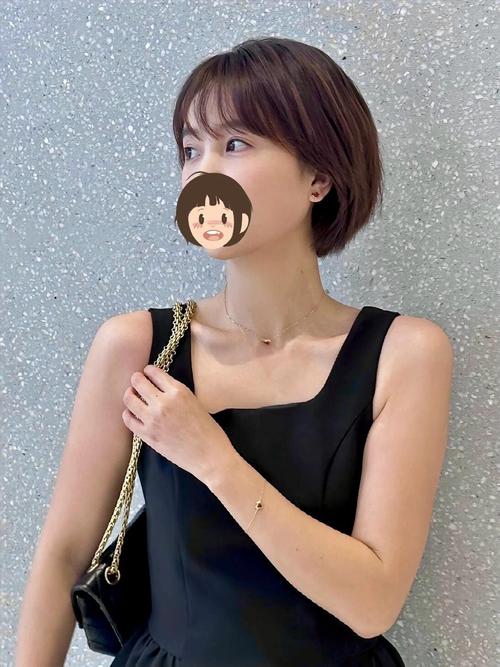 方脸什么发型最好看