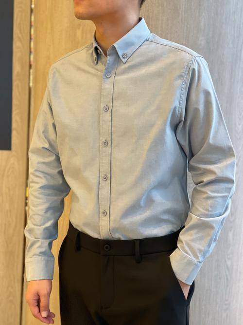 男士衬衫什么颜色好看