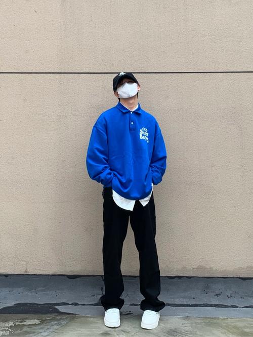 男生天蓝色衬衫怎么样搭配