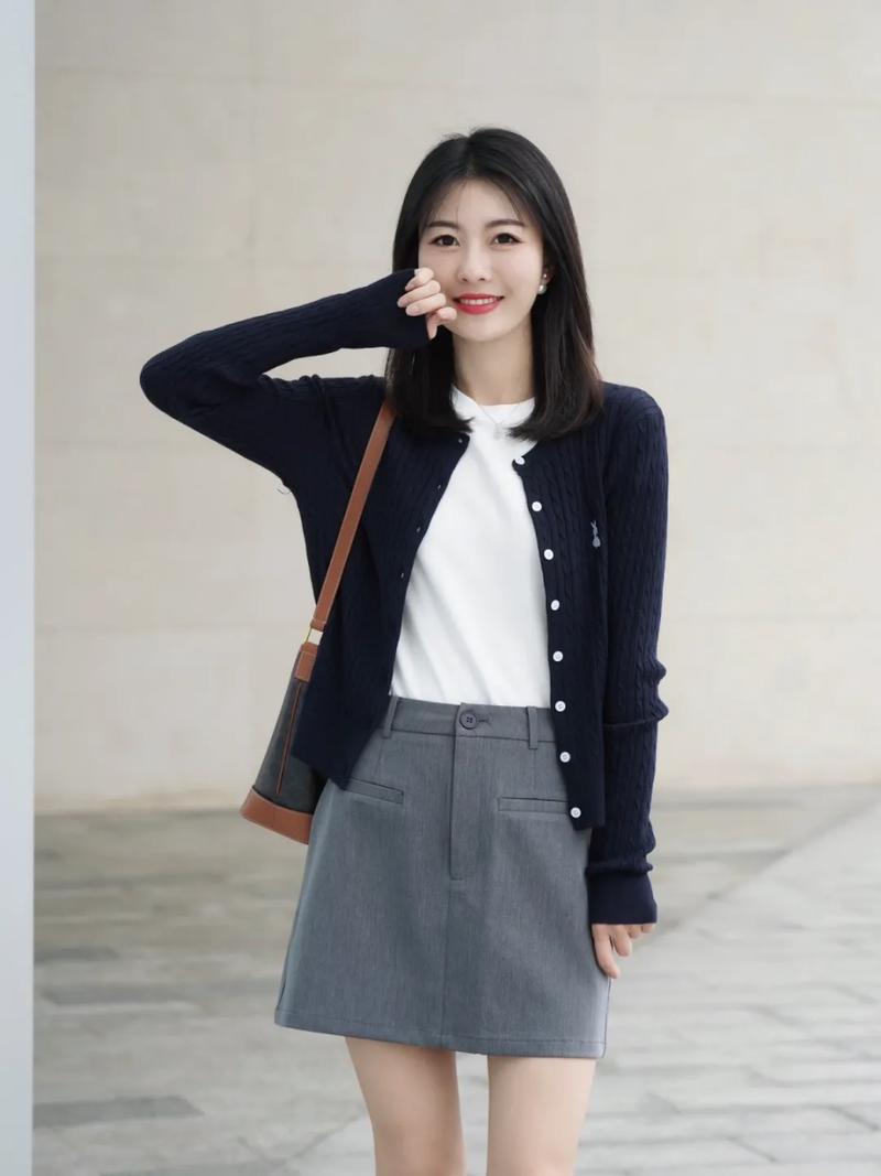 秋天穿什么衣服拍照好看