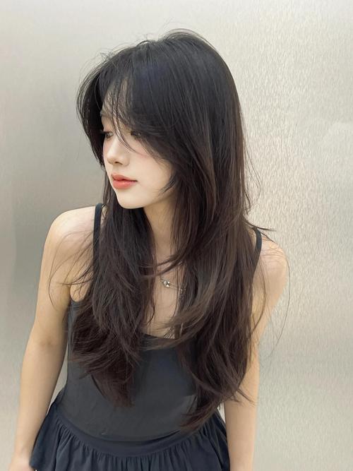 长脸女生适合什么刘海