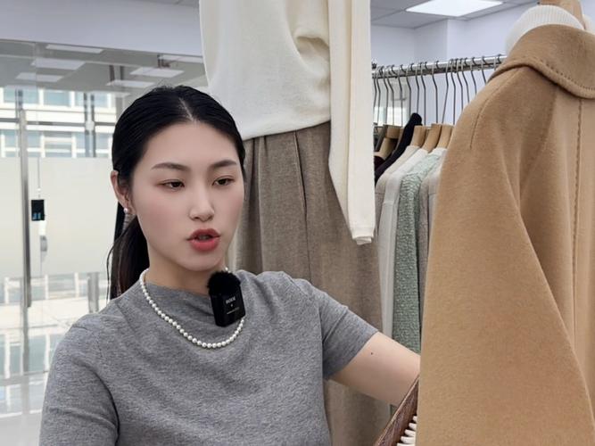 衣服为什么贵