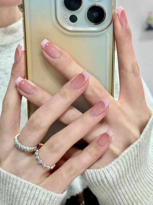 法式美甲是什么意思