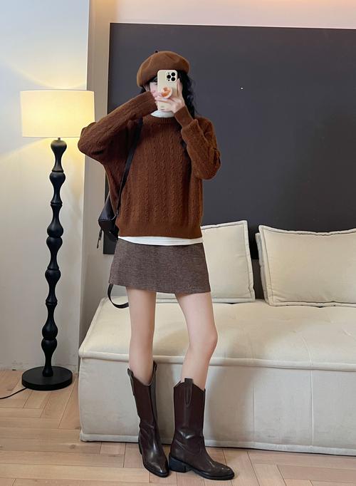 冬天毛衣应该怎么搭配衣服好看图片