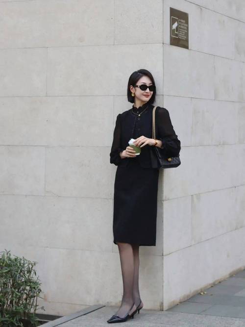 格子鞋高跟鞋怎么搭配衣服
