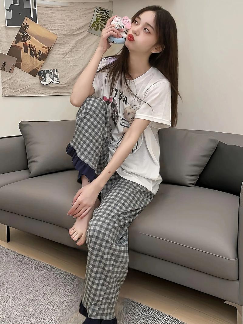 短格子上衣怎么搭配什么裤子好看吗