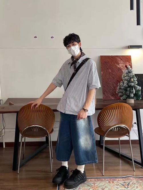 短格子上衣怎么搭配图片男