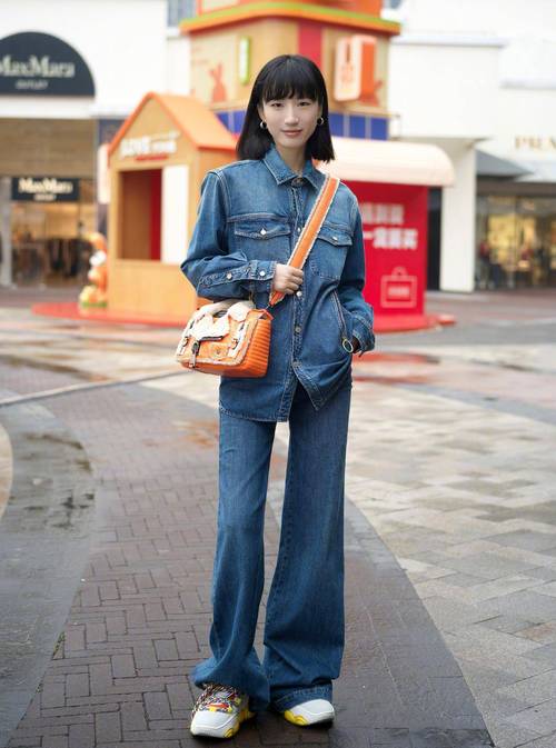 中年阔腿裤怎么搭配上衣