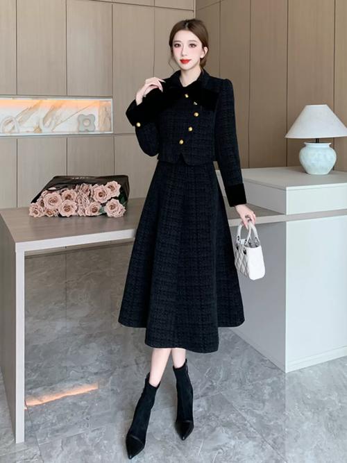长款冬裙怎么搭配衣服