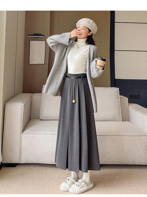 长款冬裙怎么搭配衣服
