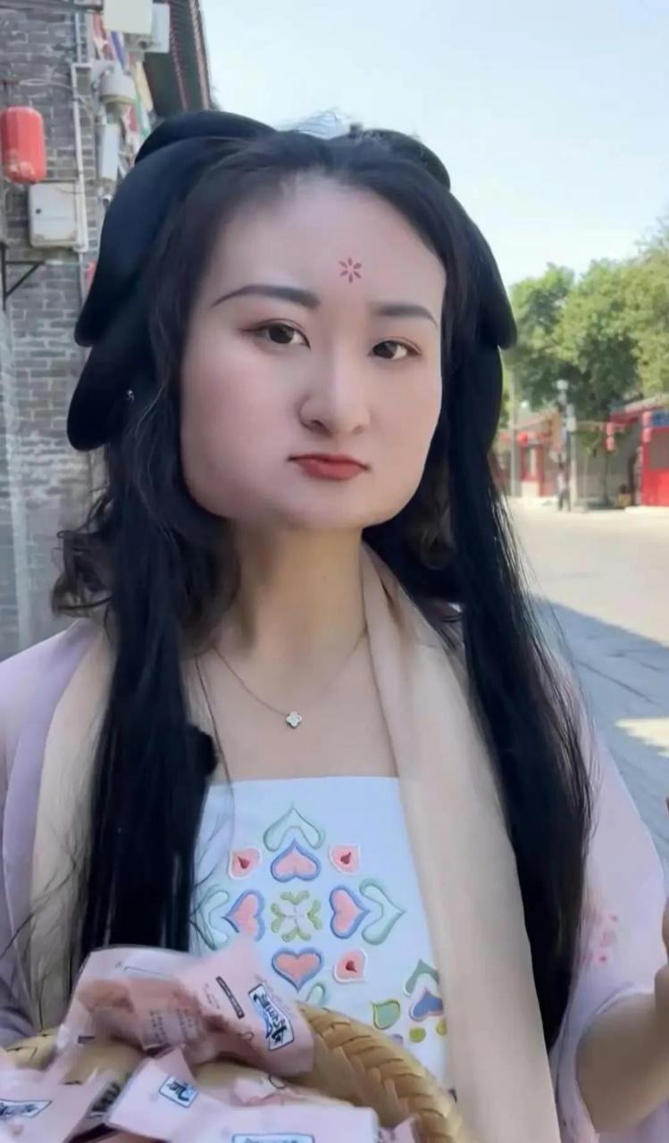 国字脸是什么脸型