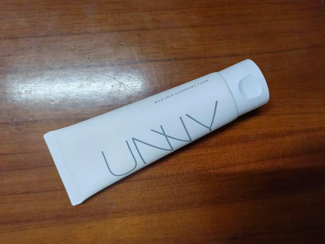 unny洗面奶怎么分辨是正品
