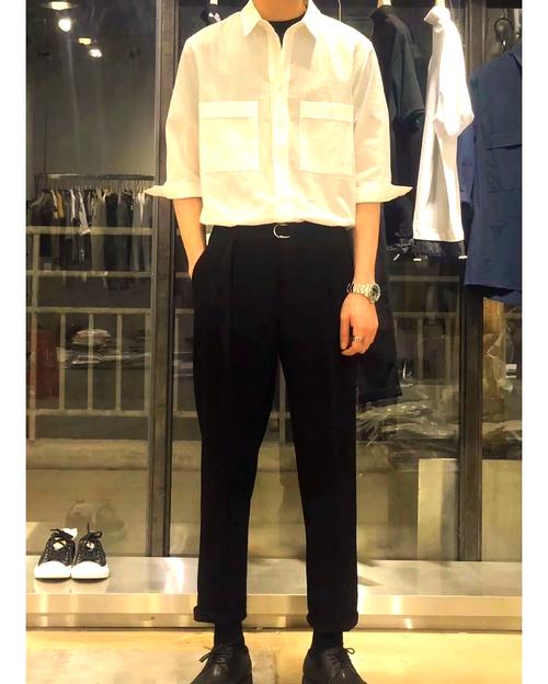 男人脸黑怎么搭配衣服