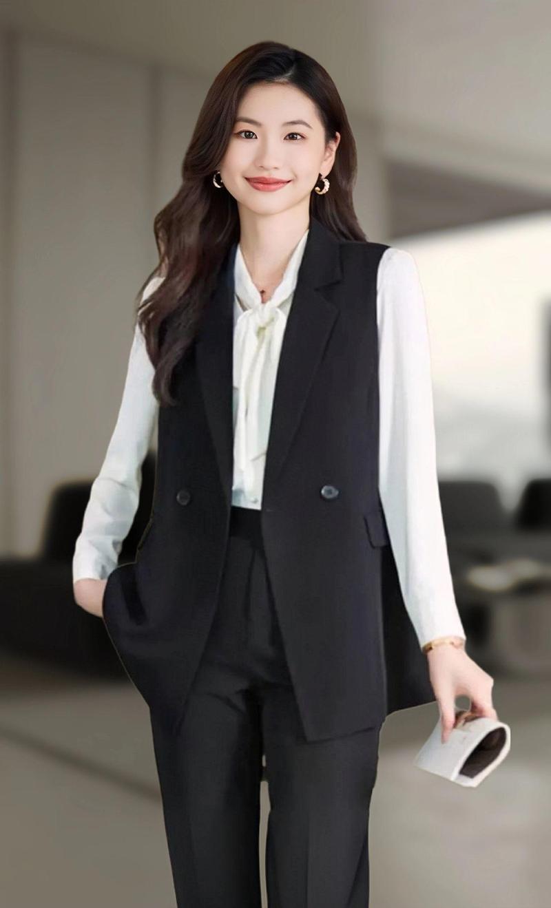 女的马甲西服怎么搭配图片