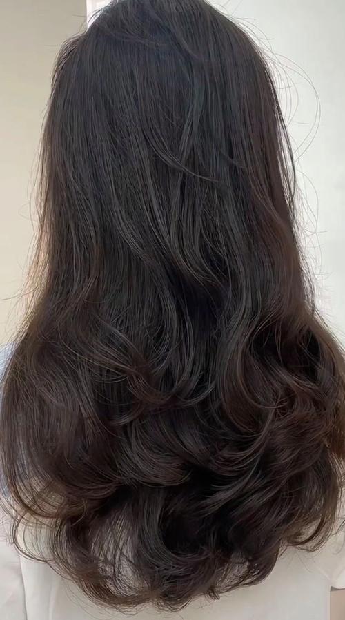 发量少适合什么发型女