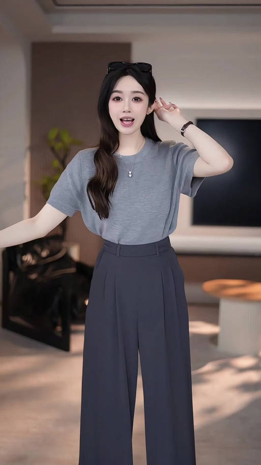灰白色上衣配什么裤子