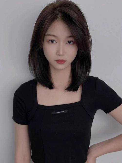圆脸什么发型好看图片