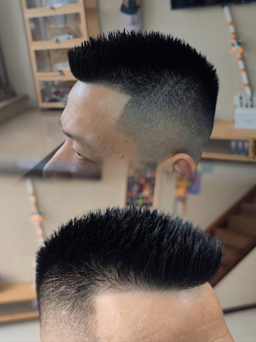 为什么头发很粗很硬