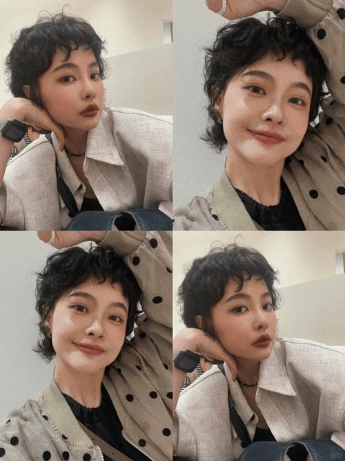 小卷短发怎么搭配衣服