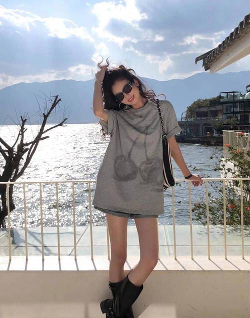 宽松长衣服 怎么搭配