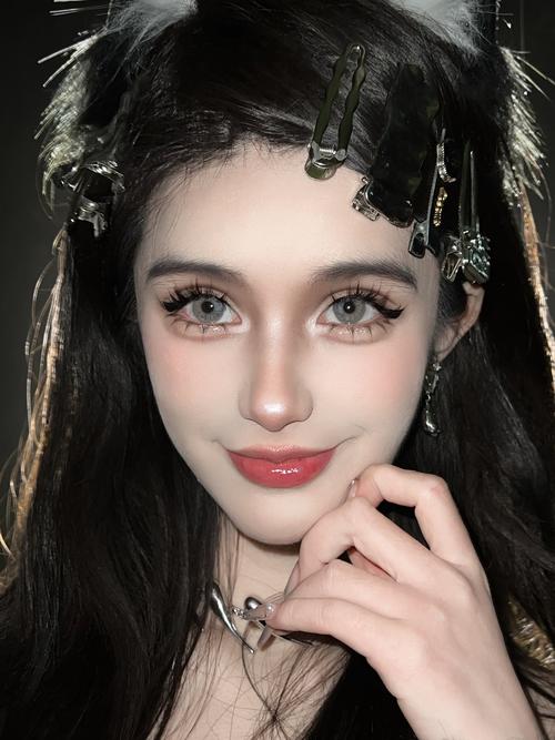 什么美瞳颜色好看