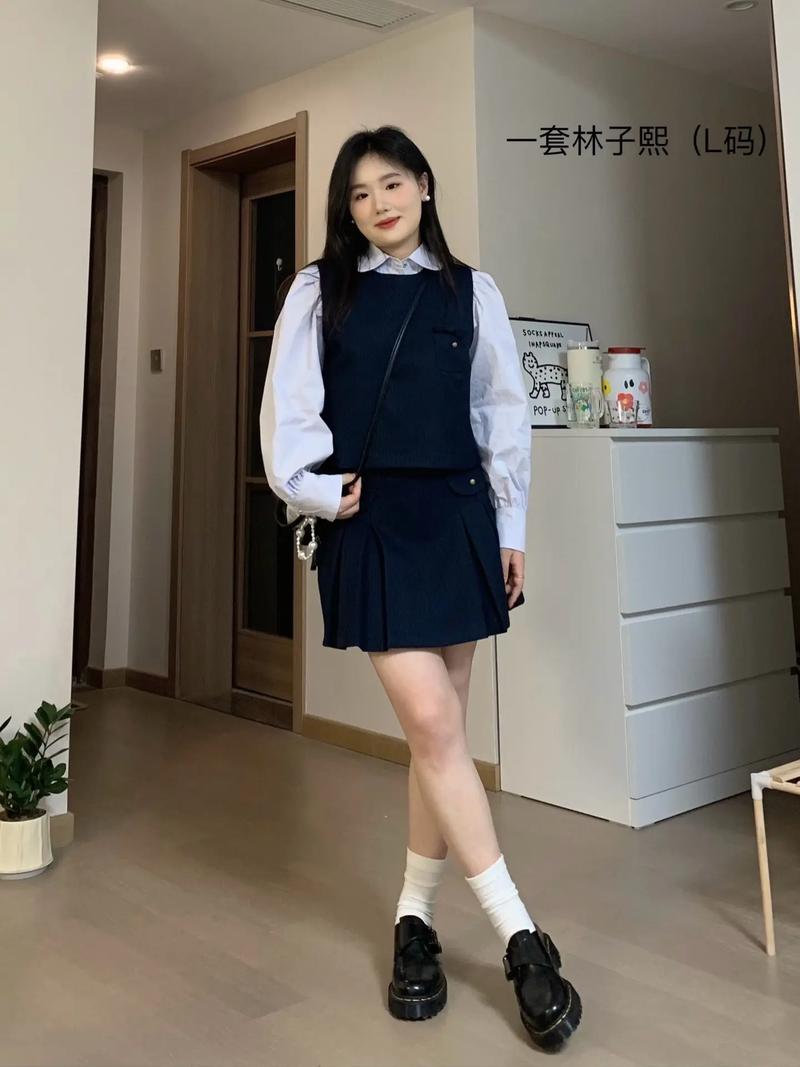 个子小肩宽怎么搭配衣服好看吗