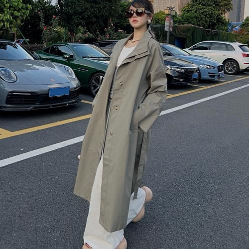 长款立领风衣怎么搭配什么裤子鞋子