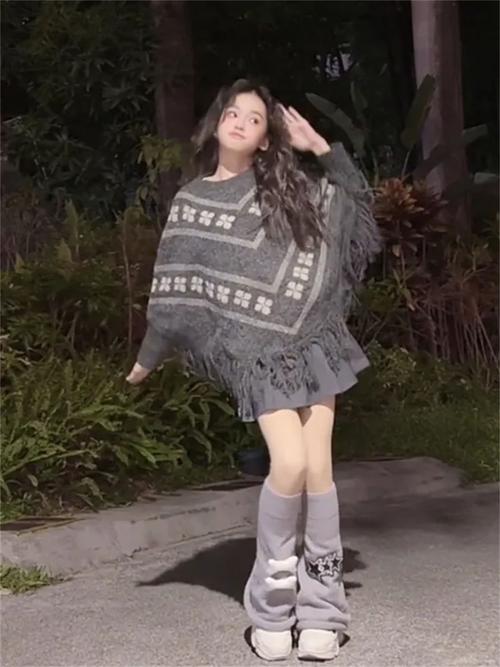 蝙蝠衣怎么样搭配图片大全