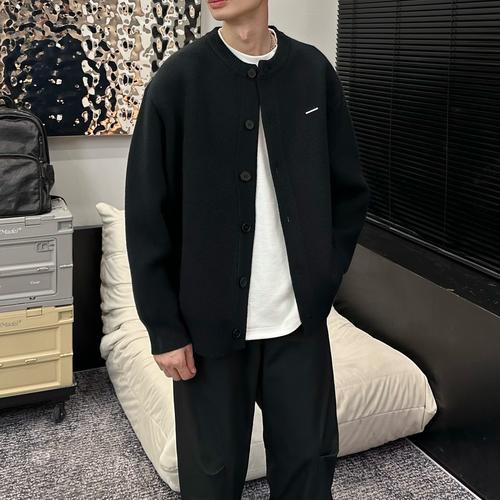 棒球毛衣怎么搭配什么裤子