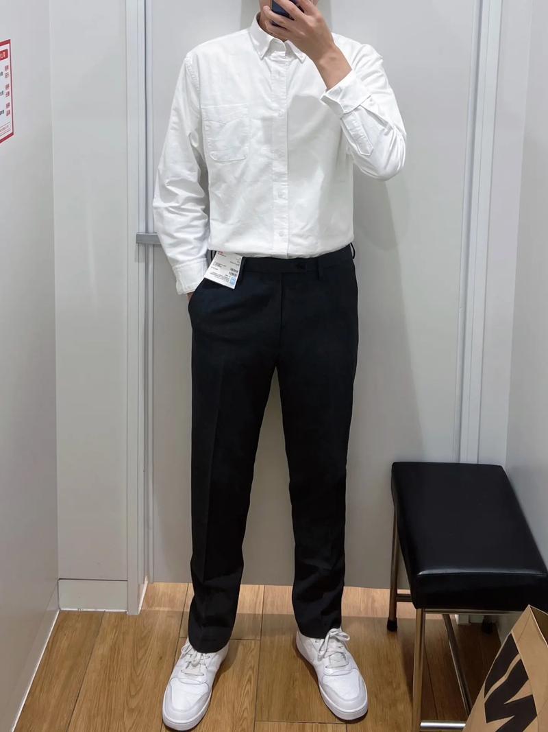 夏季白衬衫男怎么搭配图片