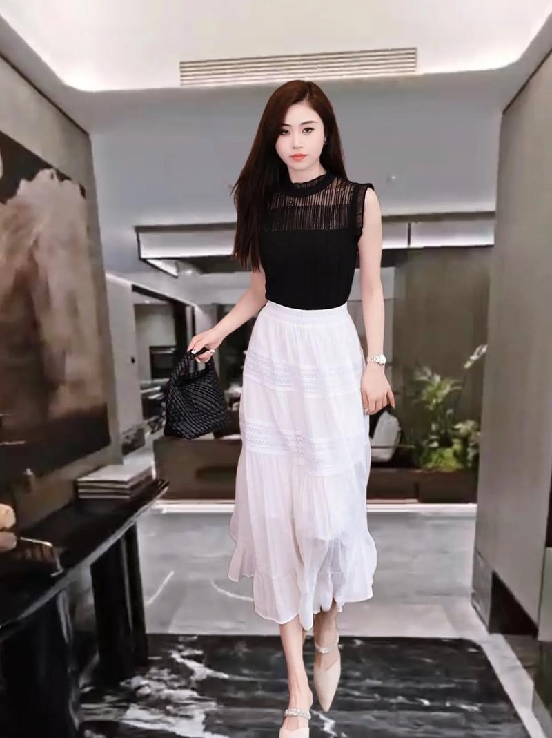 下半身白色裙怎么搭配图片大全