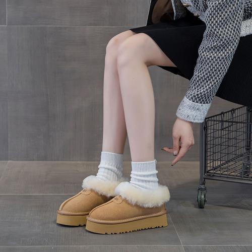 冬天浅色鞋子怎么搭配衣服
