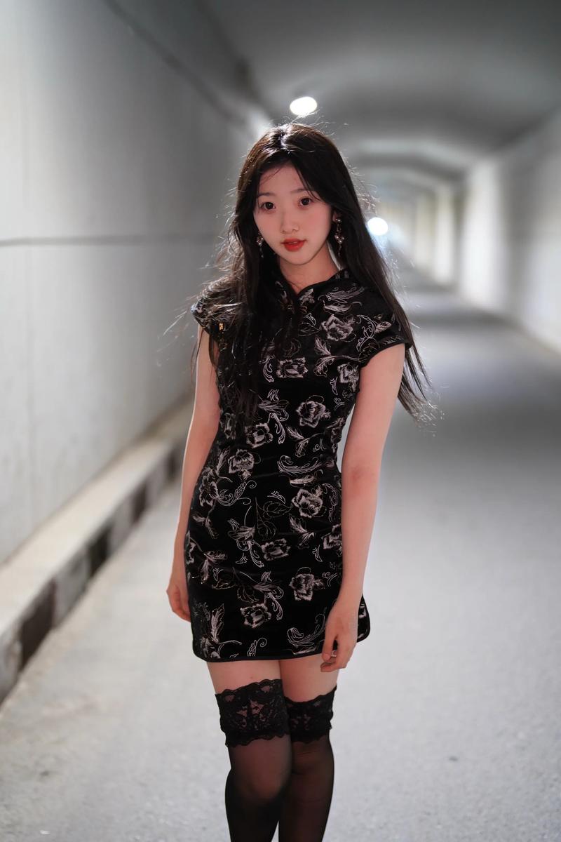 吊丝袜怎么搭配图片