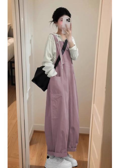 穿背带裤衣服怎么搭配好看吗