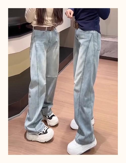 腿弯适合穿什么裤子