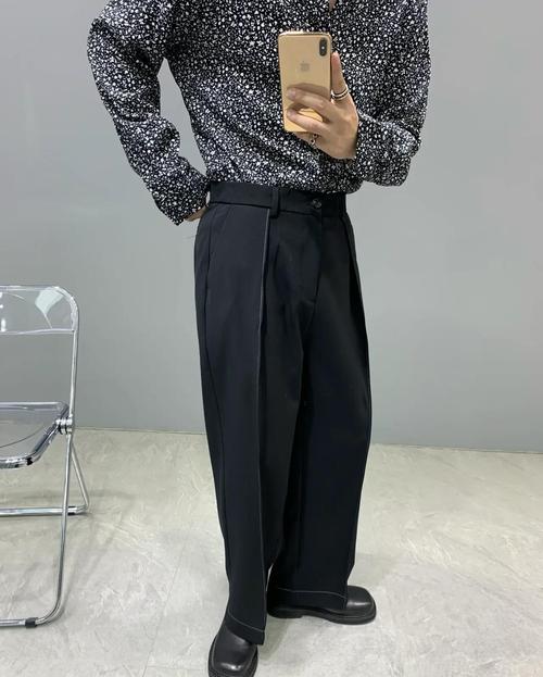男式阔腿裤怎么搭配