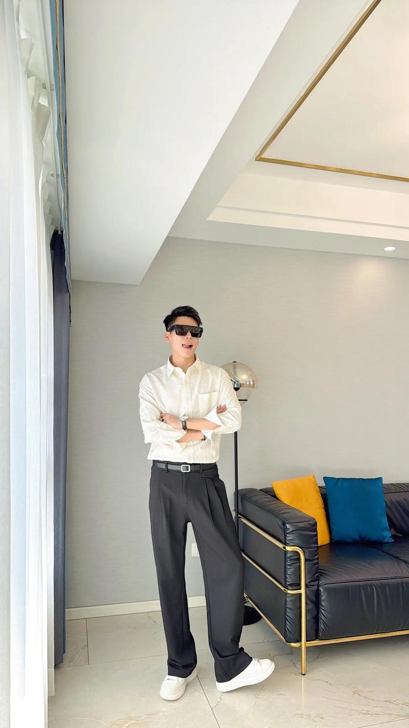 男士的长衬衫怎么搭配图片